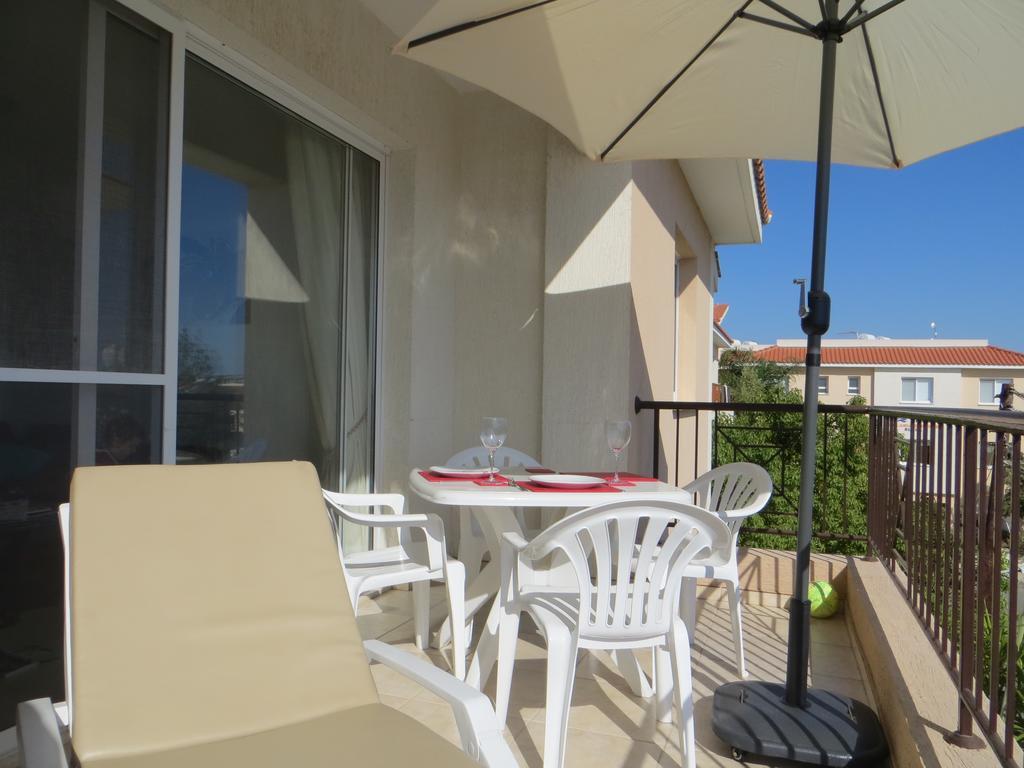 Melania Apartment Paphos Buitenkant foto