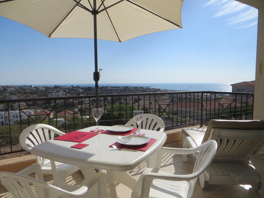 Melania Apartment Paphos Buitenkant foto